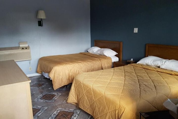 Room 13 of 14