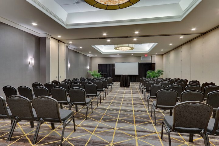 Holiday Inn Staunton Conference Center by IHG