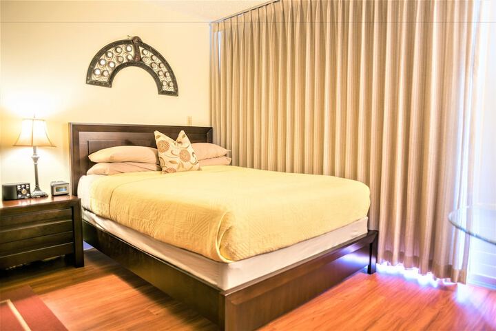Room 176 of 206