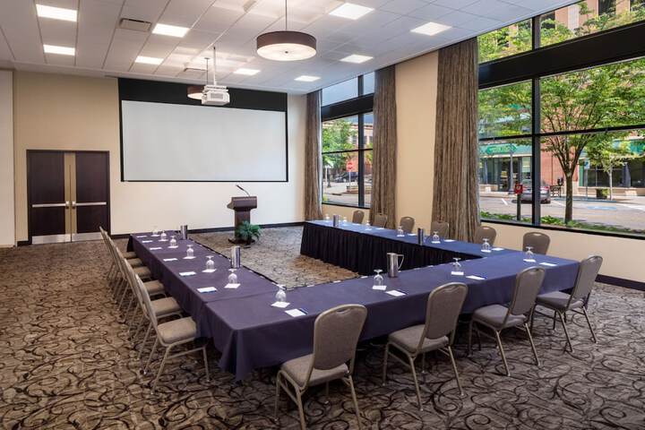 Kent State University Hotel and Conference Center