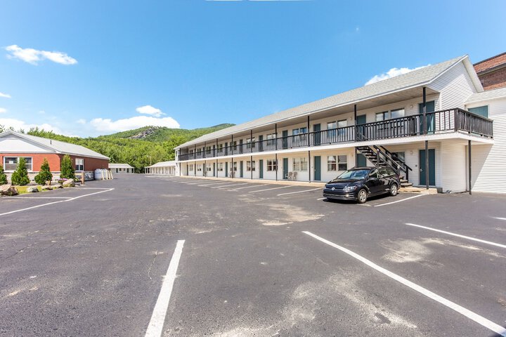 Hotel 7 of 60