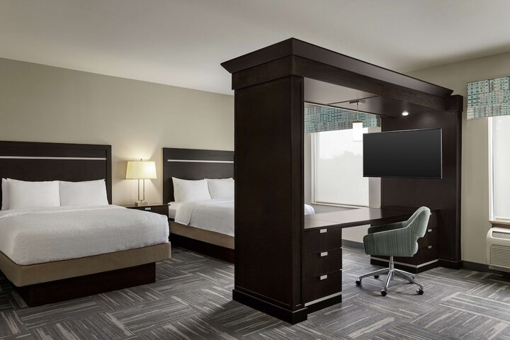 Room 42 of 68