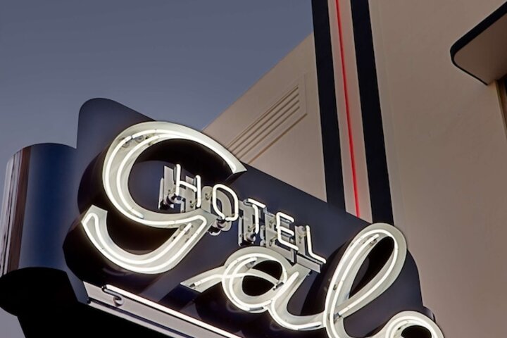 Hotel 3 of 42