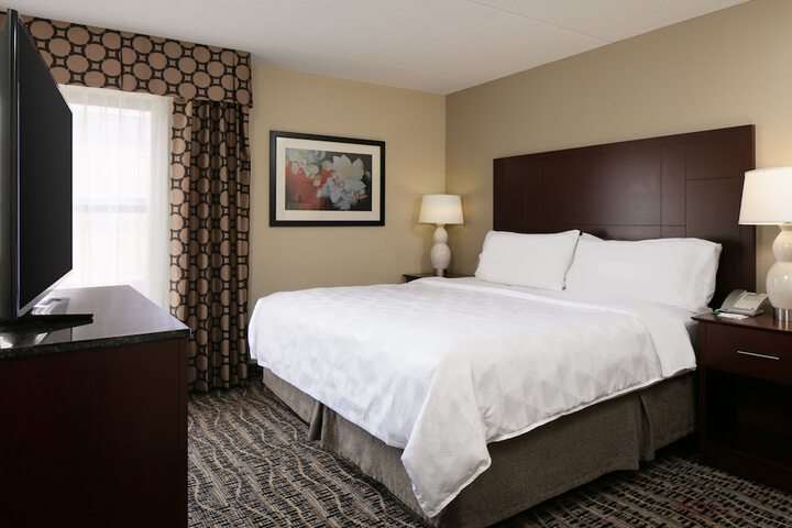 Room 32 of 89