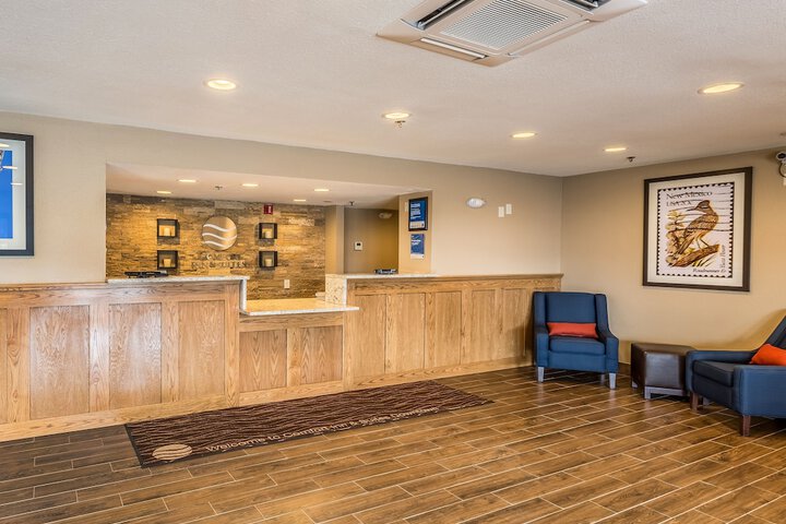 Hotel Interior 11 of 57