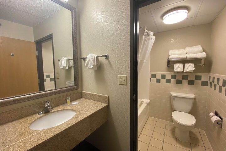 Room 18 of 23