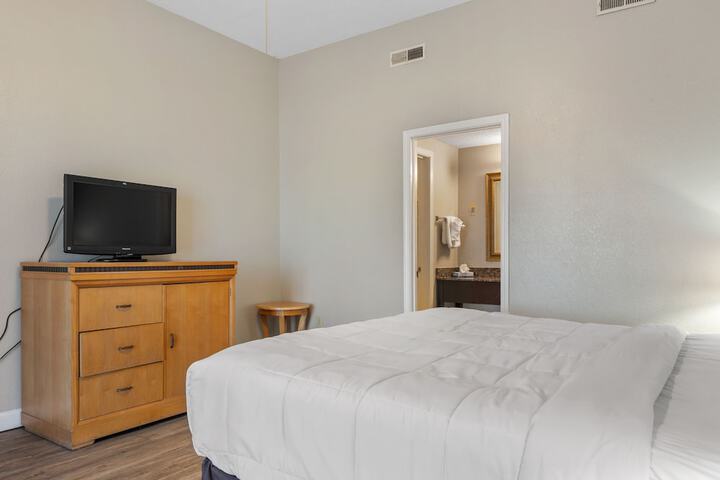 Room 18 of 86