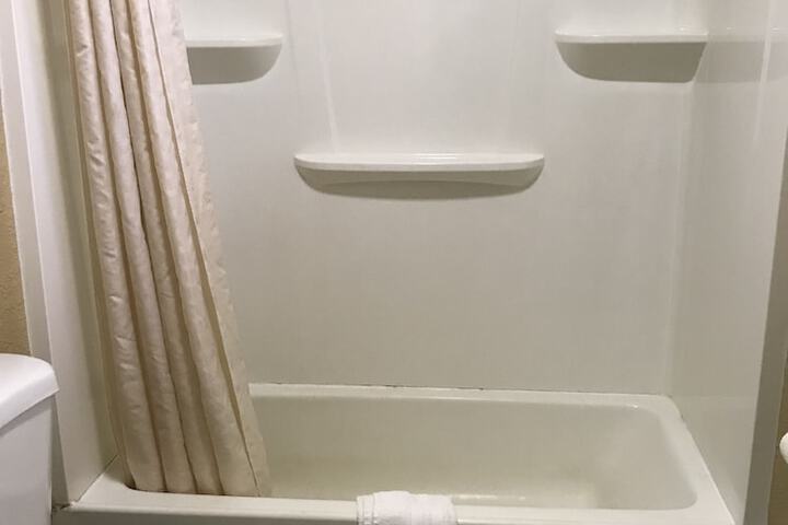 Room 5 of 22