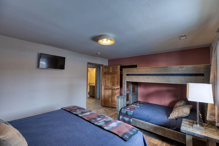 Lewis and Clark Resort