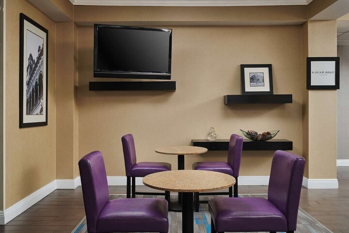 Hotel Interior 7 of 29