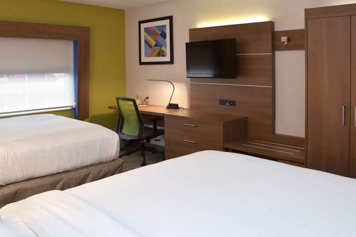 Room 20 of 34