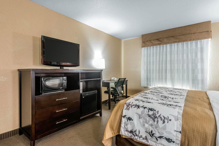 Room 20 of 52