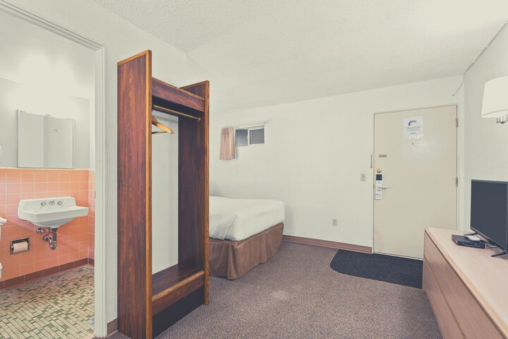 Stardust Motel Wallace