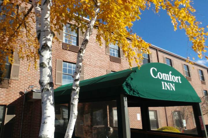 Hotel 4 of 59
