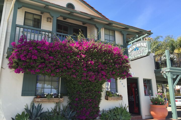Hotel 4 of 50
