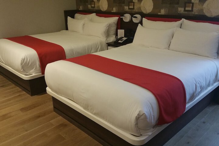 Room 16 of 43