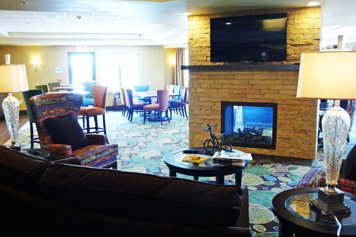 Holiday Inn Express & Suites Pocatello by IHG