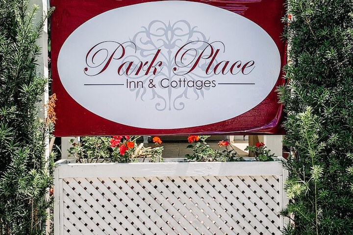 Park Place Inn and Cottages