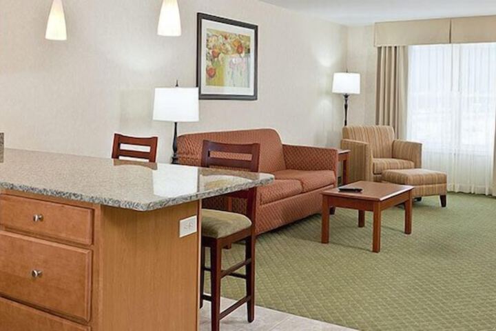 White River Inn and Suites