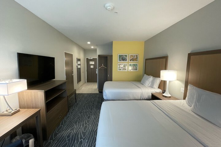 Room 19 of 60