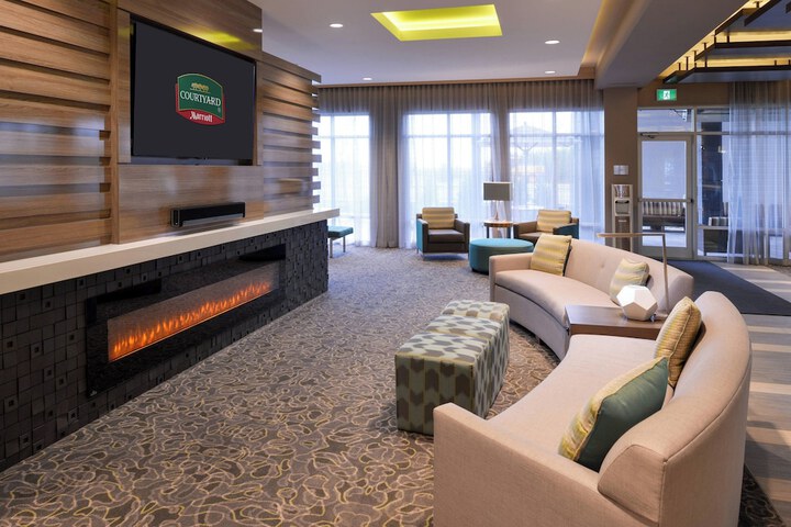 Hotel Interior 14 of 34