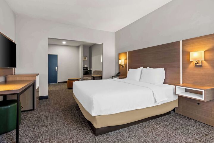 Spark by Hilton Catoosa