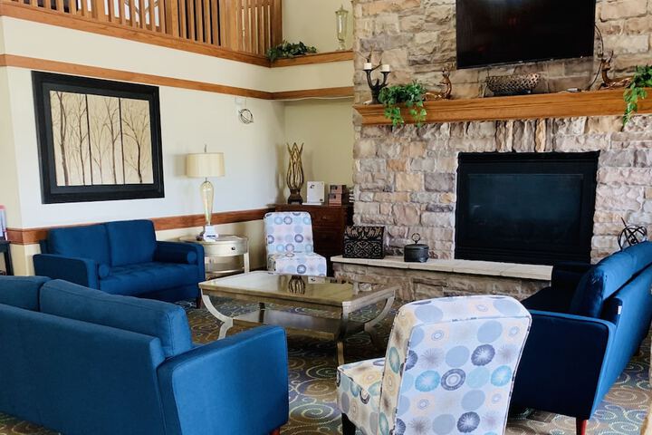AmericInn by Wyndham Kewanee