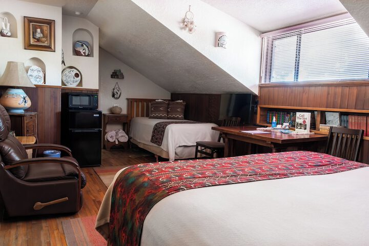 Room 40 of 73