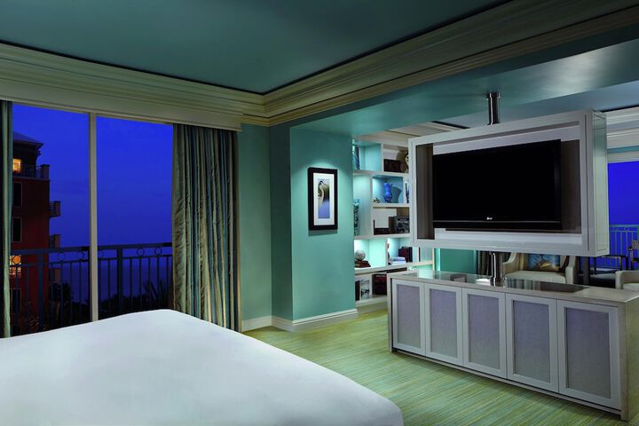 Room 60 of 122