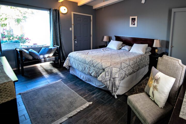 Room 41 of 64