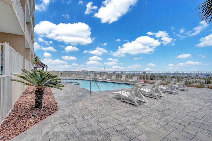 Pool 4 of 31