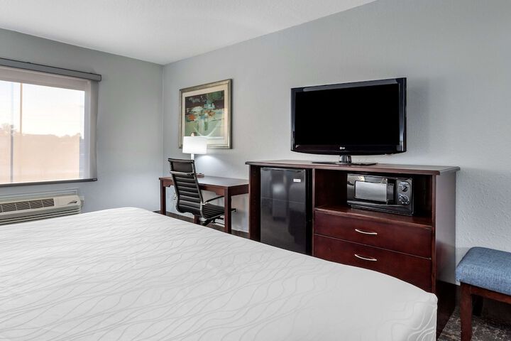 Room 21 of 25