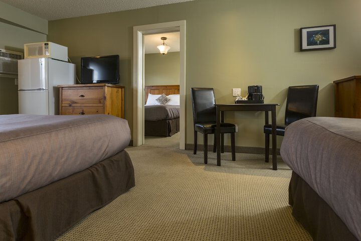 Room 28 of 59