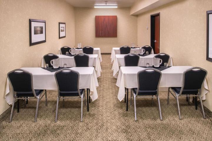 DoubleTree by Hilton Portland - Beaverton