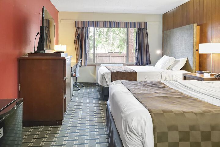 Room 13 of 26
