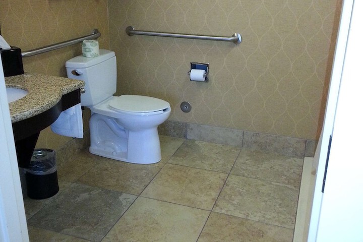 Room 7 of 37