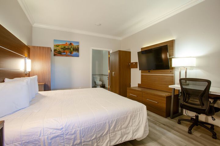 Room 25 of 50