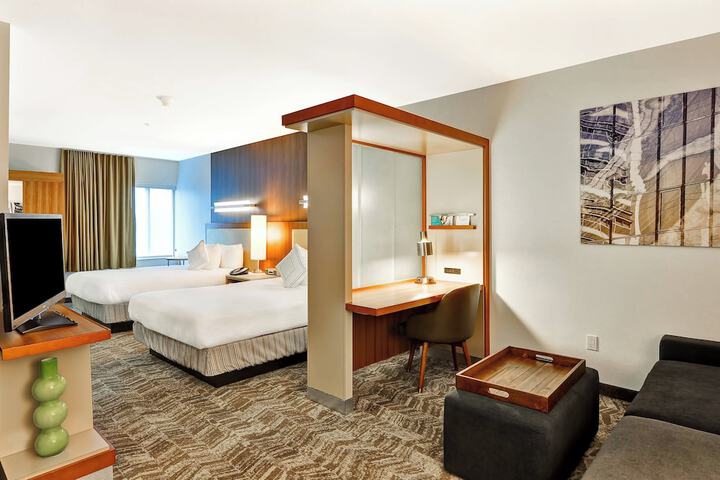 Room 13 of 29