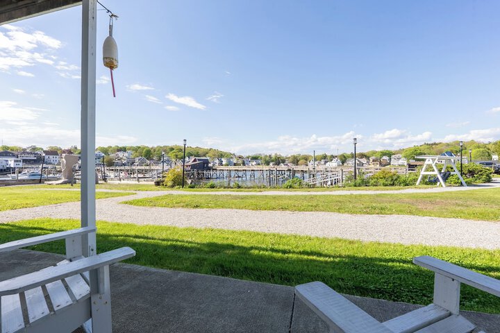 Boothbay Harbor Inn