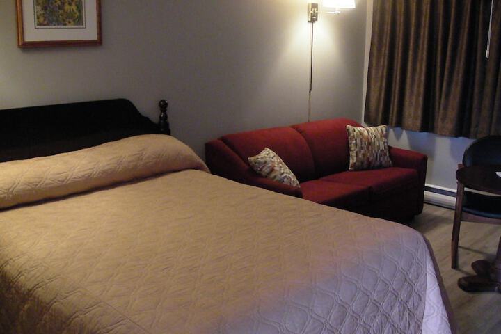 Room 17 of 22