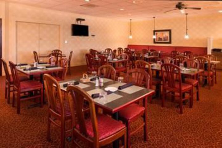 Ramada Plaza Rochester Airport
