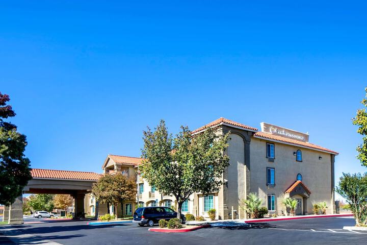 Hotel 2 of 37