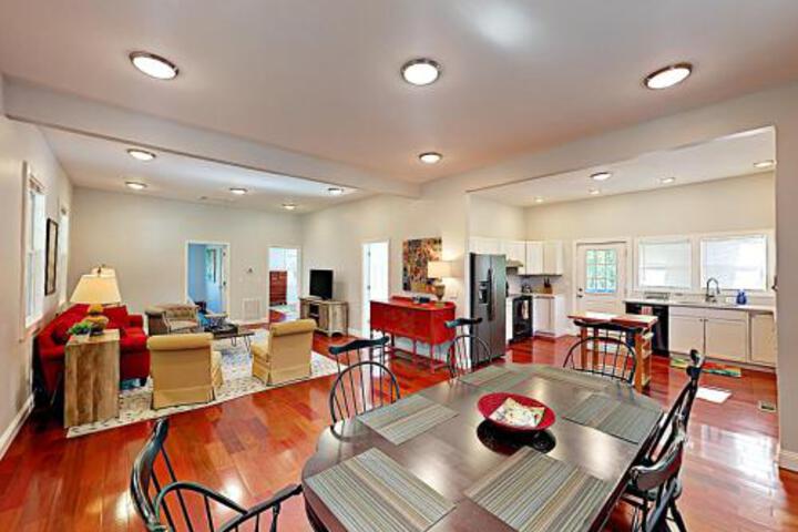 7 3rd Street Home