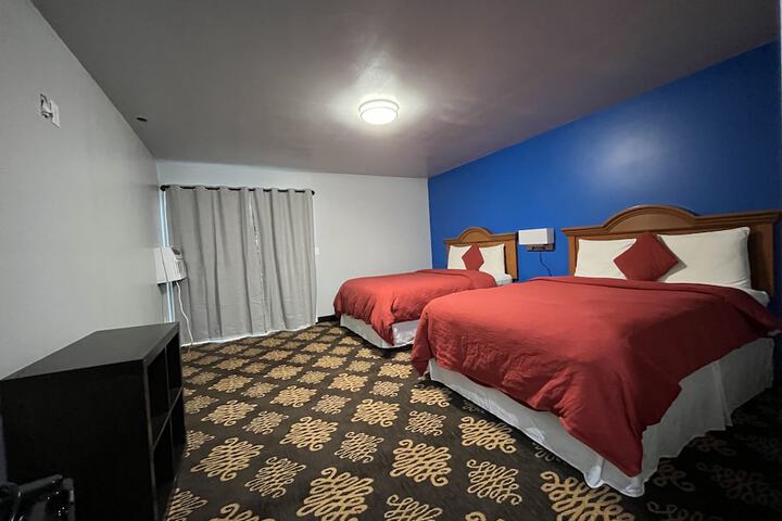 Room 15 of 21