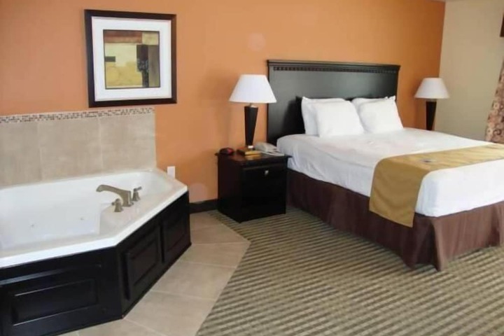 Room 20 of 35