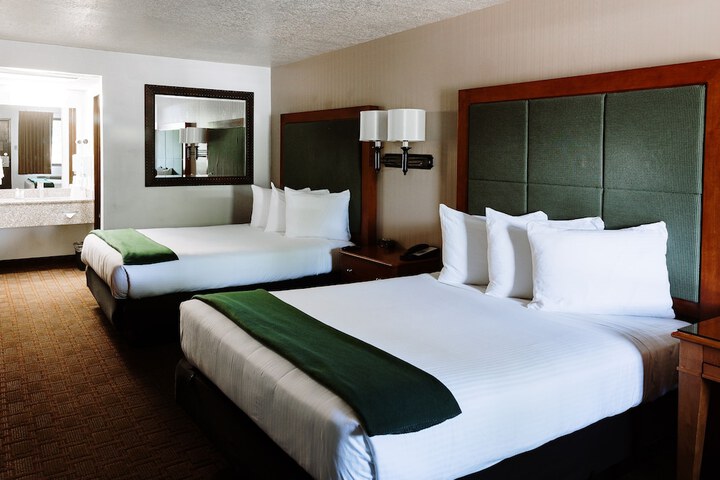 Taos Valley Lodge