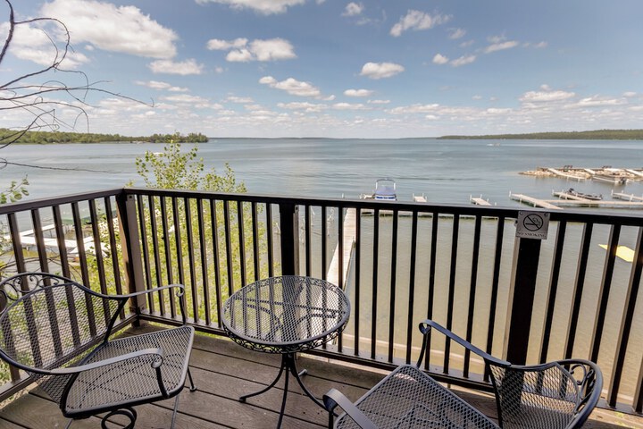 Terrace/Patio 210 of 250