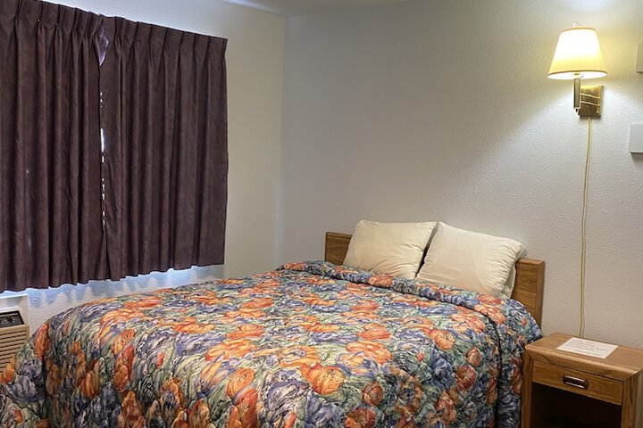 Room 22 of 34