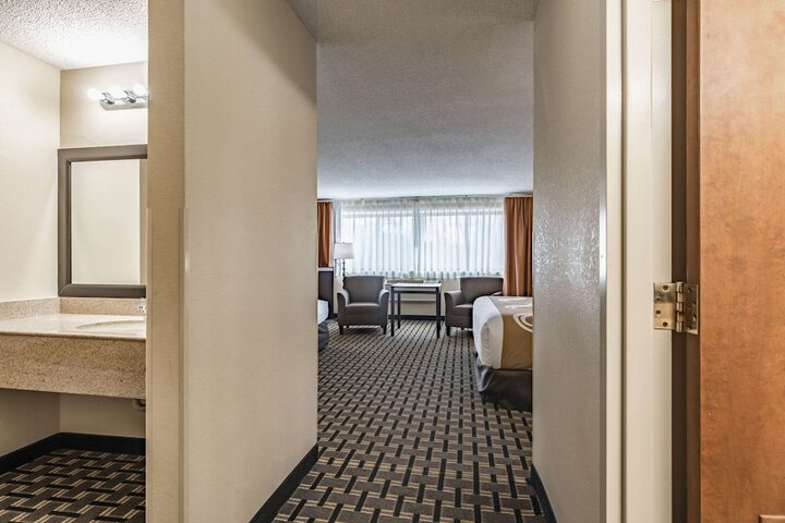 Room 36 of 46