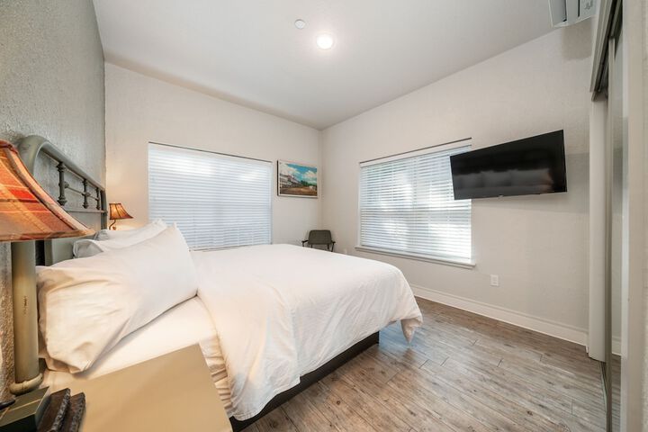 Room 159 of 211